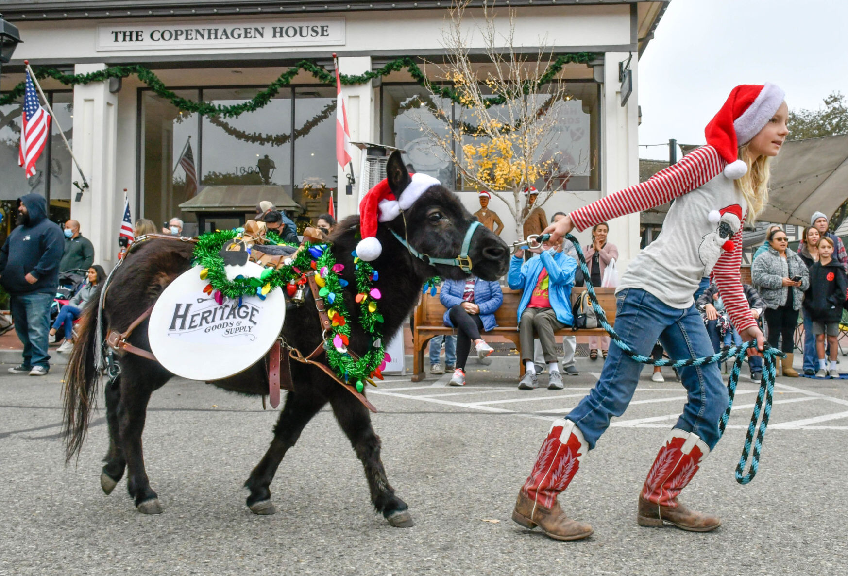 120421 Solvang parade 03.JPG